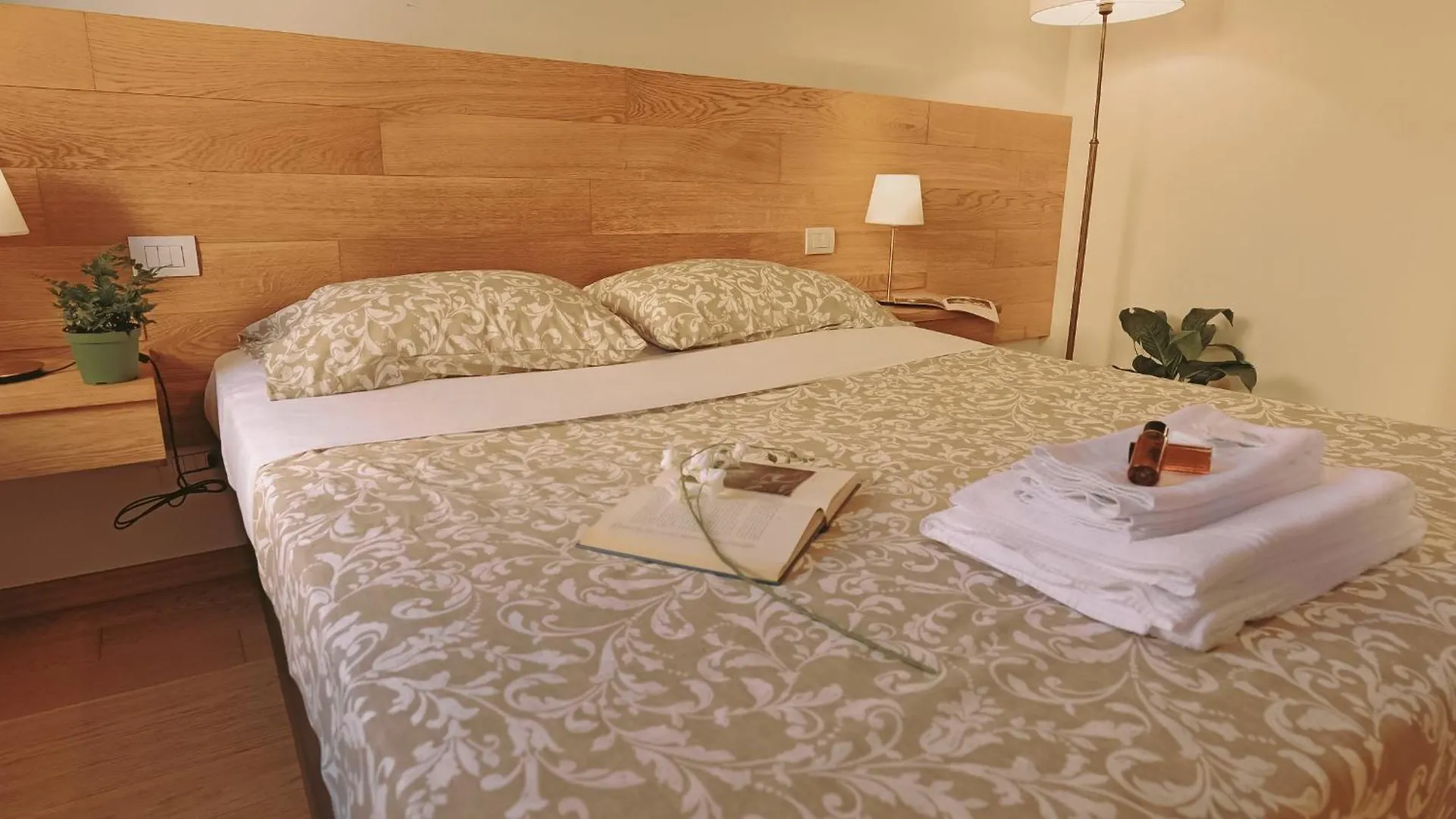 Amorino Vintage Apartment Florence