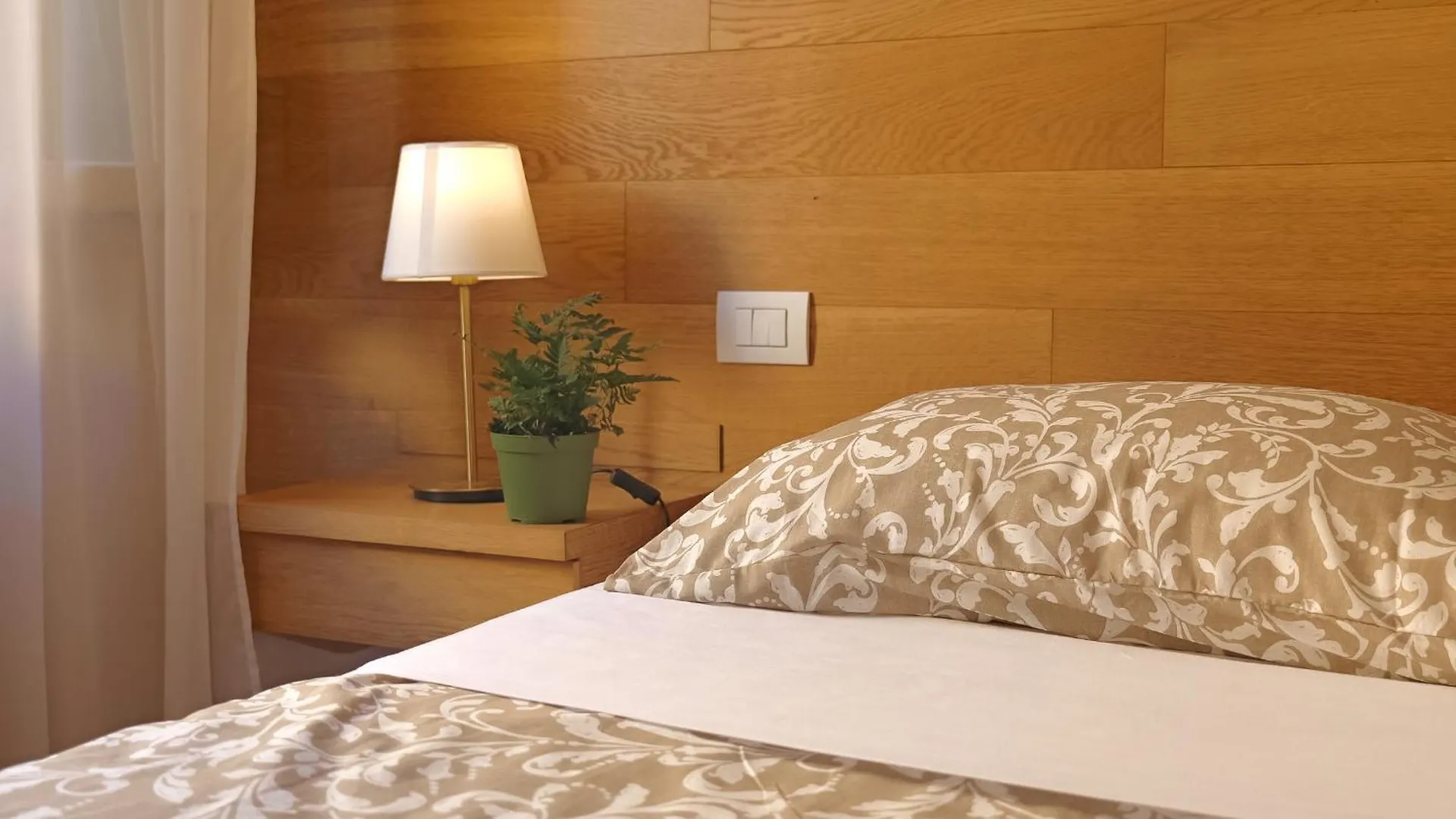 Amorino Vintage Apartment Florence Italy