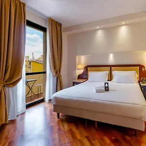 Pitti Palace Al Ponte Vecchio Hotel